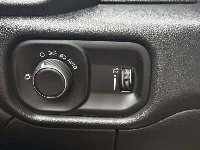 Used 2024 RAM 3500 Tradesman AWD/4WD image 19