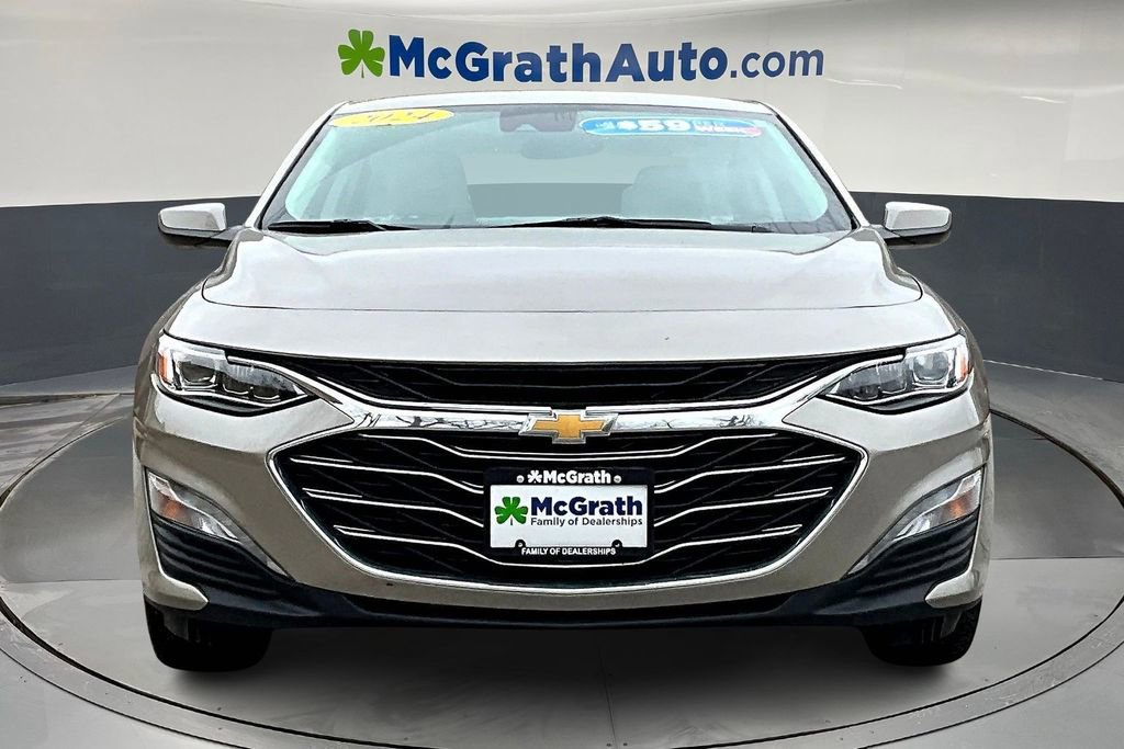 Used 2024 Chevrolet Malibu LT image 2