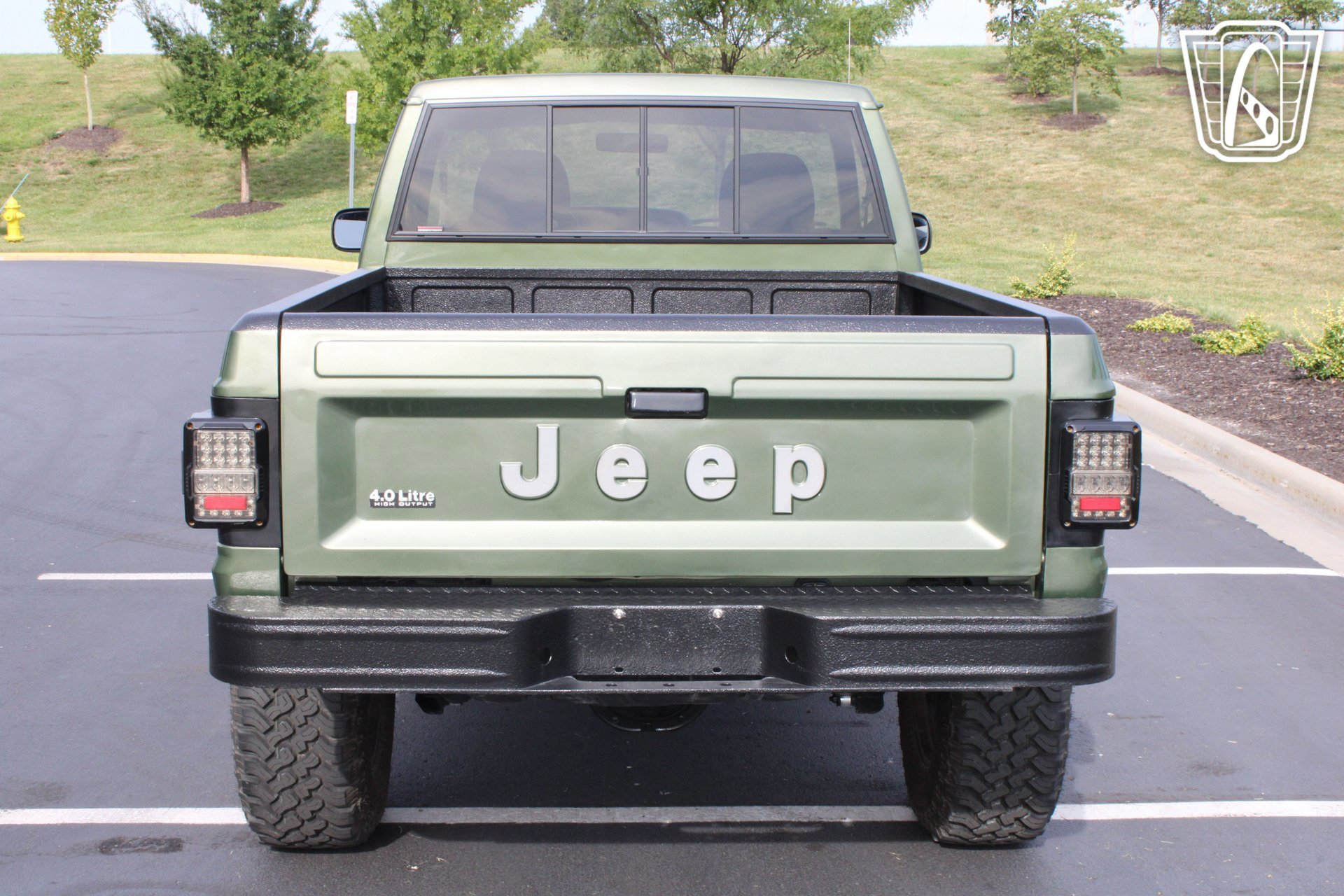 Used 1990 Jeep Comanche 2WD image 4