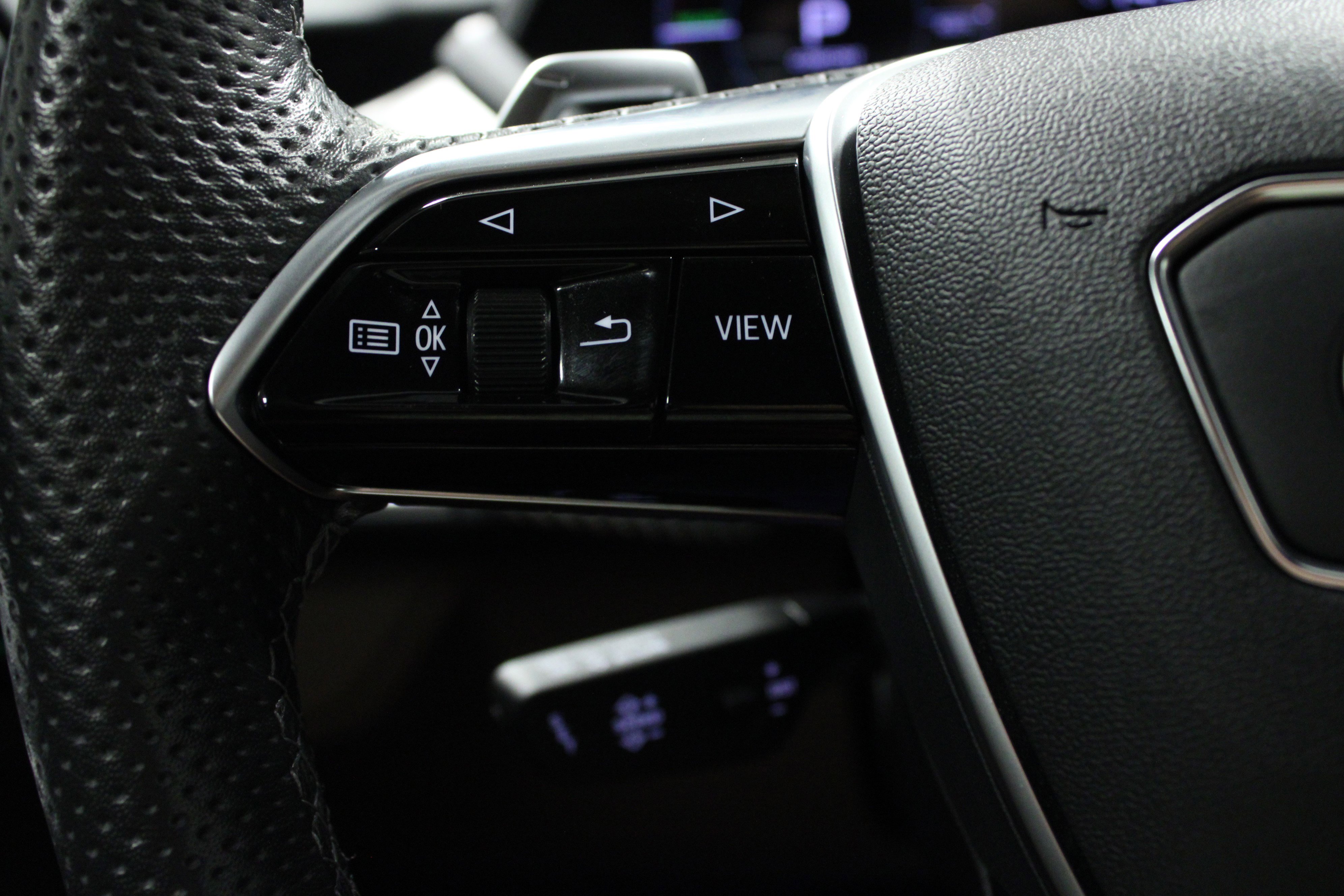 Used 2023 Audi RS e-tron GT w/ Carbon Performance Package image 19