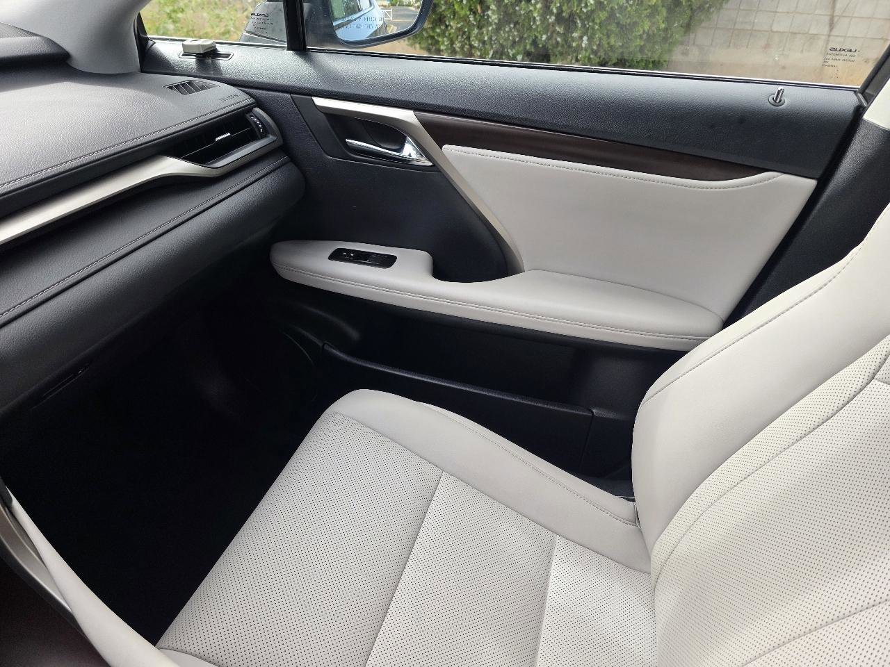 Used 2022 Lexus RX 450h AWD w/ Premium Package image 21