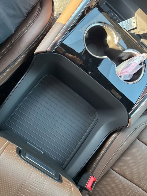 New 2026 Chevrolet Suburban High Country image 27