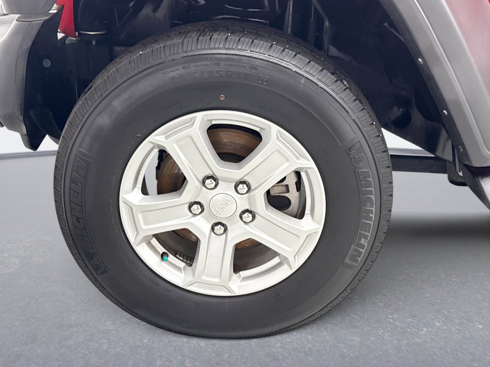 Used 2021 Jeep Wrangler Unlimited Sport image 23