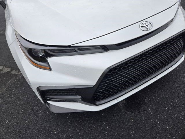 Used 2022 Toyota Corolla SE image 4