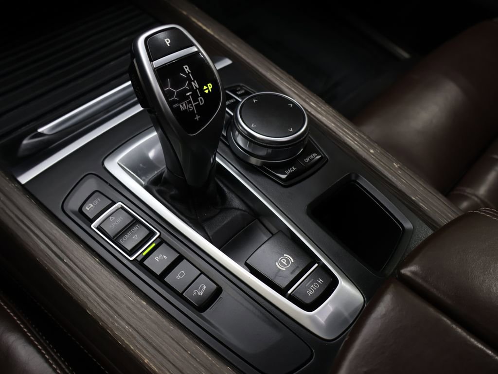 Used 2018 BMW X5 xDrive50i AWD/4WD image 28