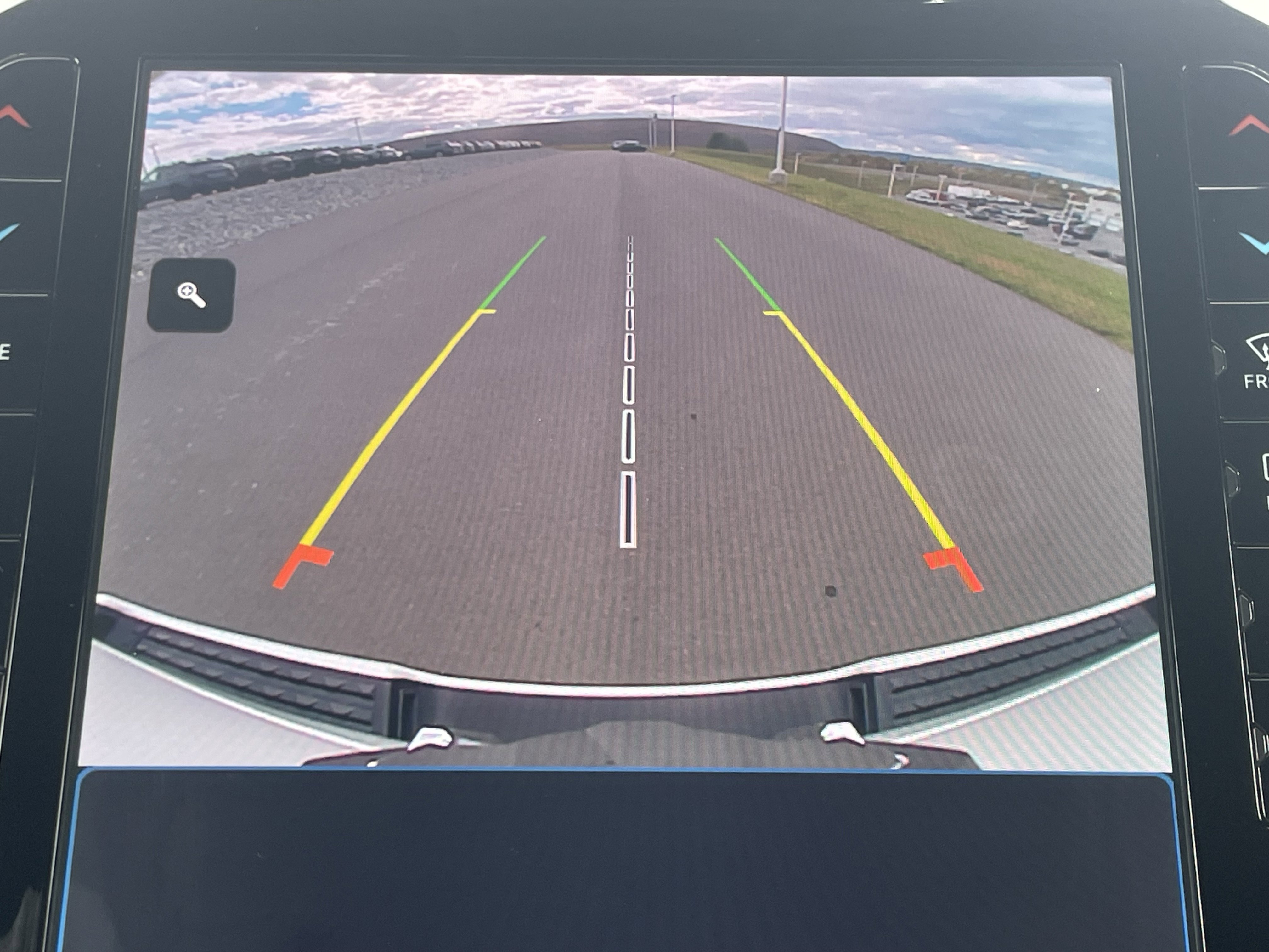 Used 2023 RAM 1500 Limited w/ Body Color Bumper Group image 25