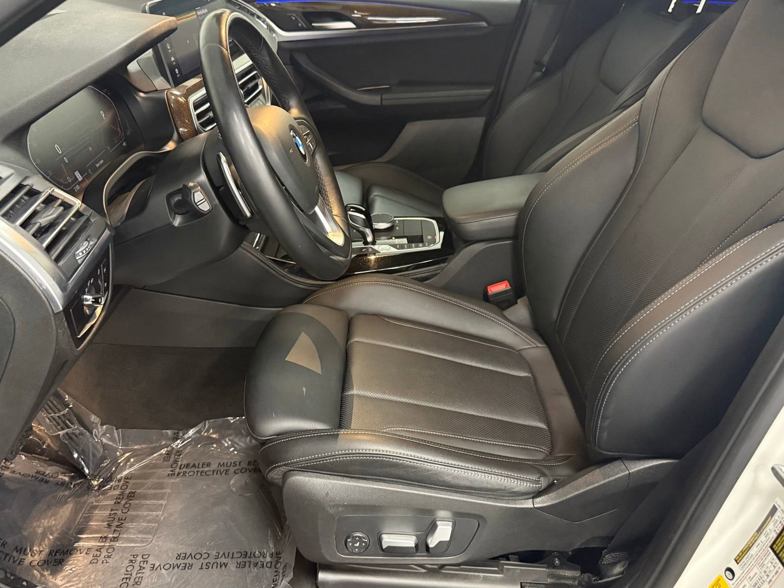 Used 2023 BMW X4 xDrive30i w/ Convenience Package image 21