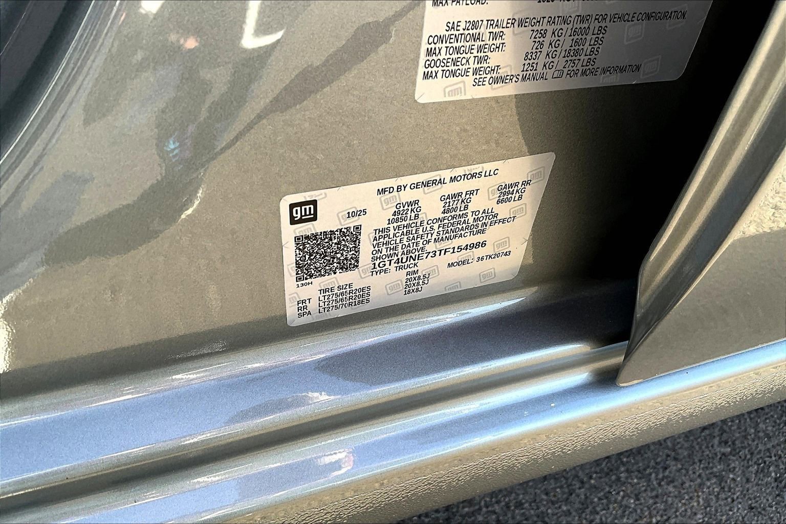 New 2026 GMC Sierra 2500 SLT image 13