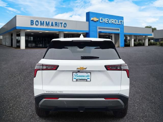 New 2026 Chevrolet Equinox LT w/ Convenience Package II AWD/4WD image 4