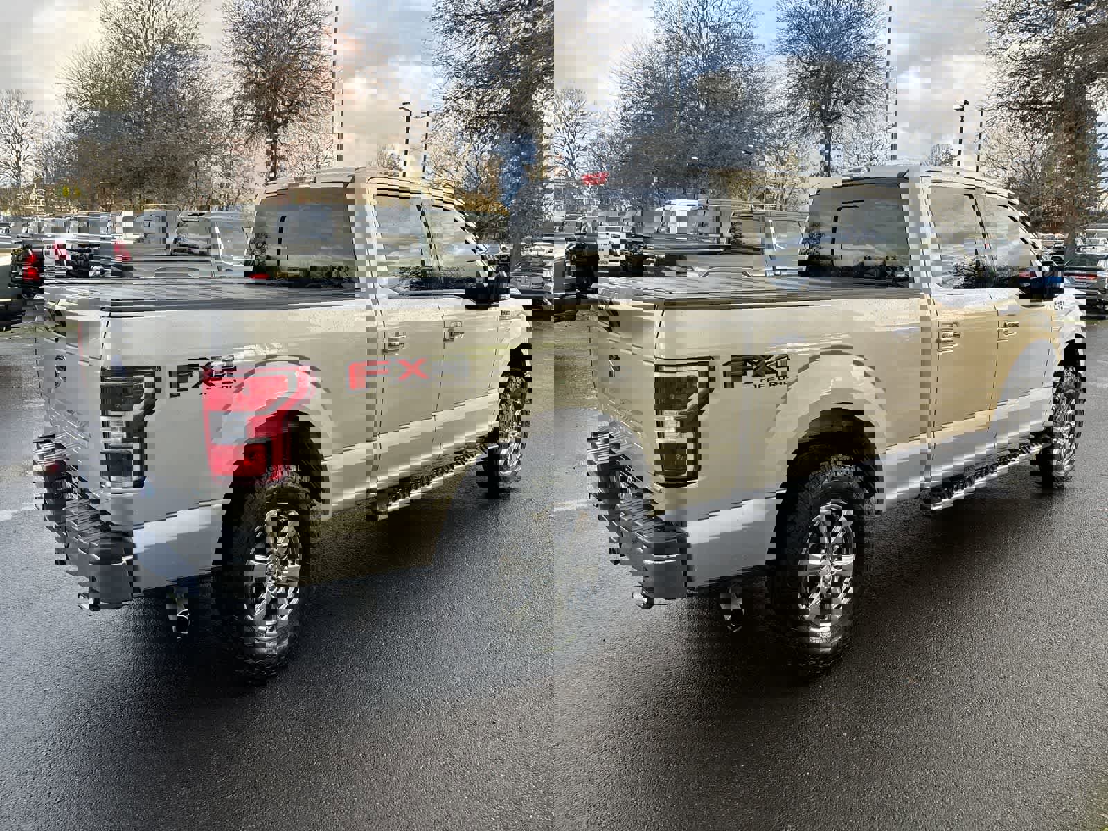 Used 2018 Ford F150 XLT w/ Equipment Group 302A Luxury image 3