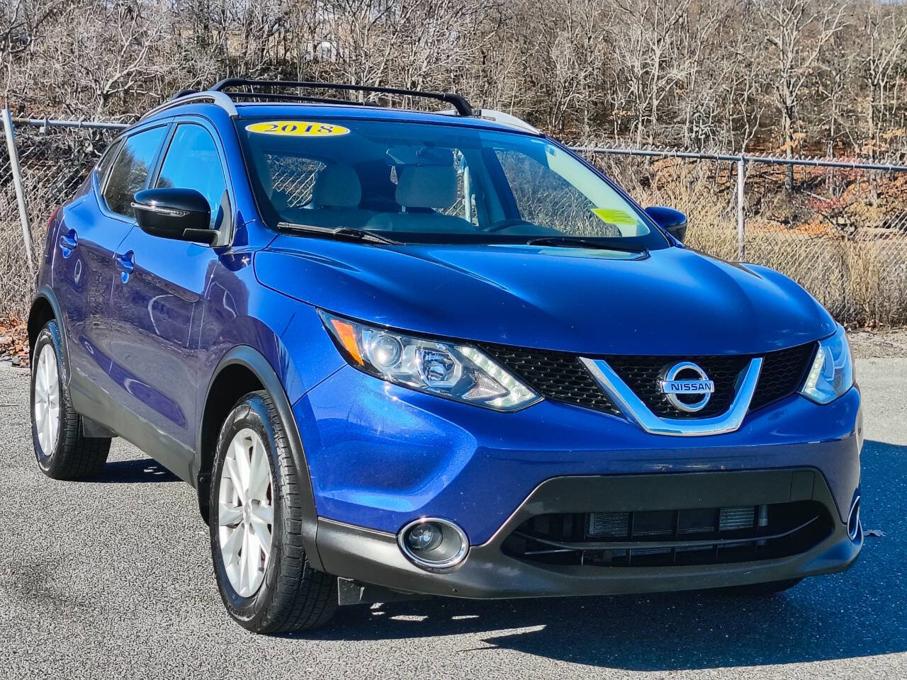Used 2018 Nissan Rogue Sport SV w/ SV Technology Package