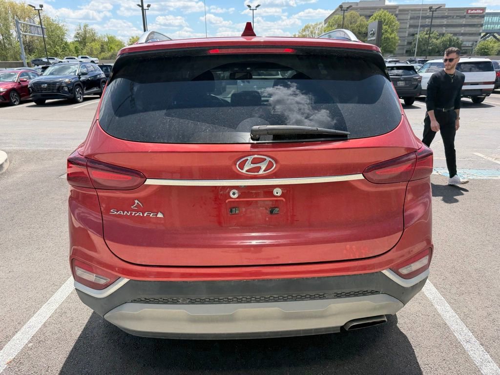 Used 2020 Hyundai Santa Fe SEL w/ Convenience + Premium Package FWD image 4