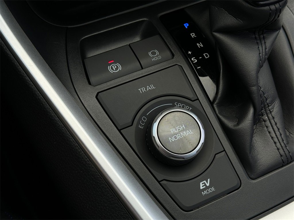 Used 2023 Toyota RAV4 XSE image 39
