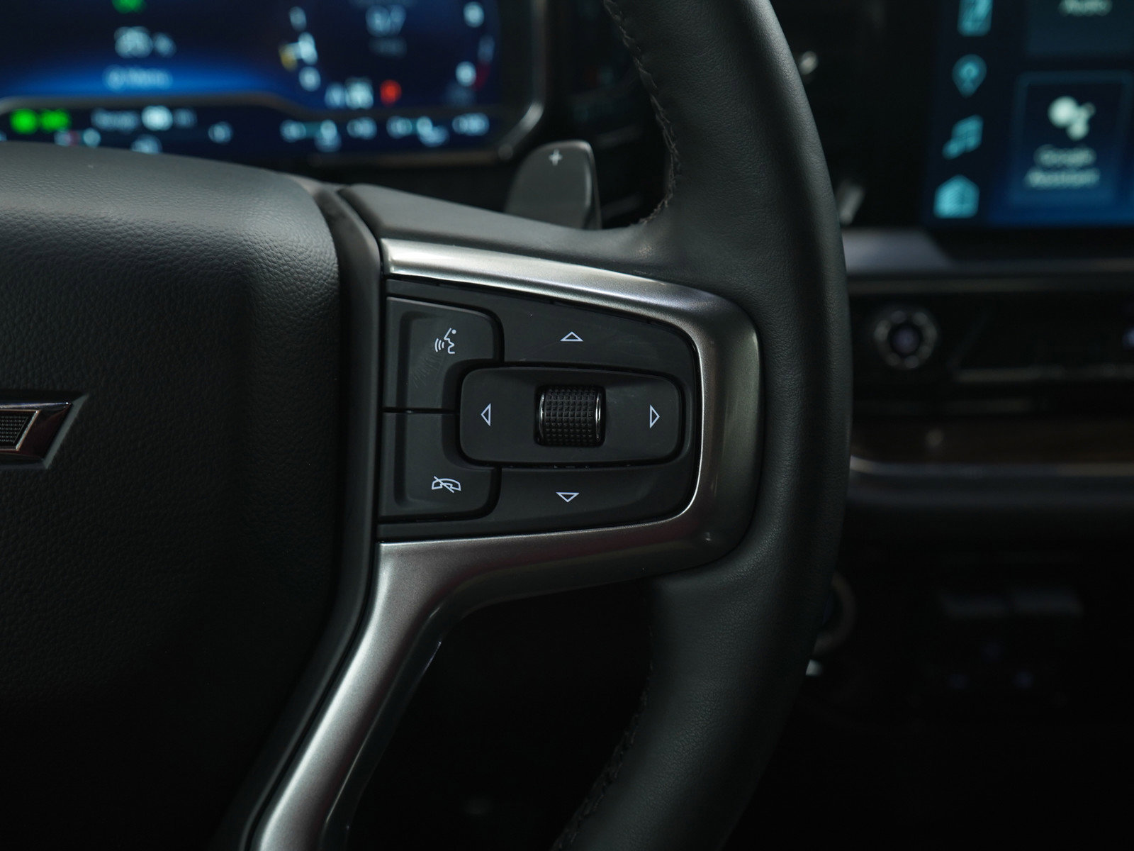 Used 2023 Chevrolet Silverado 1500 RST w/ Redline Edition image 26