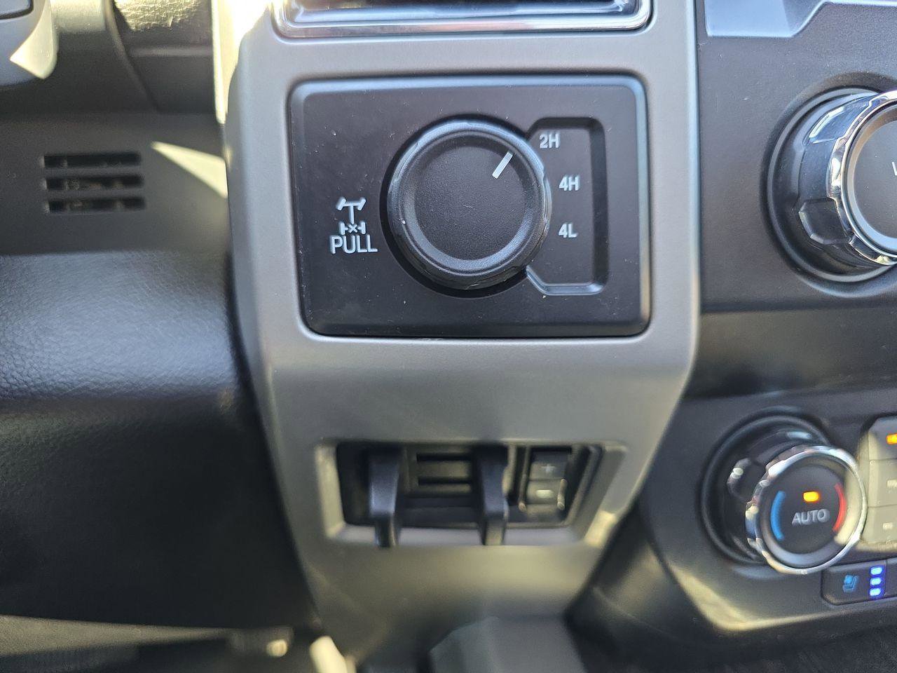 Used 2021 Ford F250 Lariat image 9