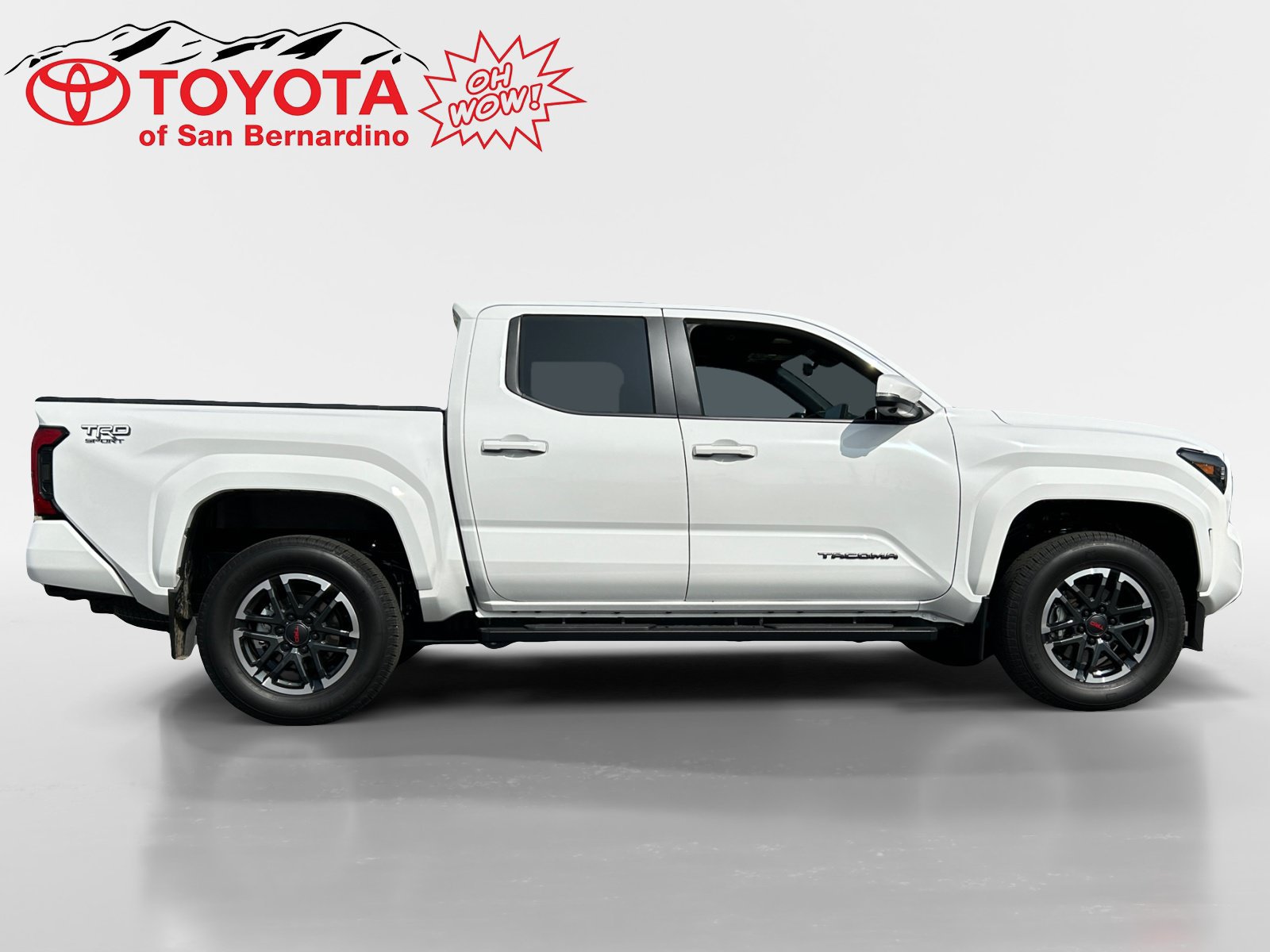 New 2024 Toyota Tacoma TRD Sport w/ TRD Sport Premium Package AWD/4WD image 6