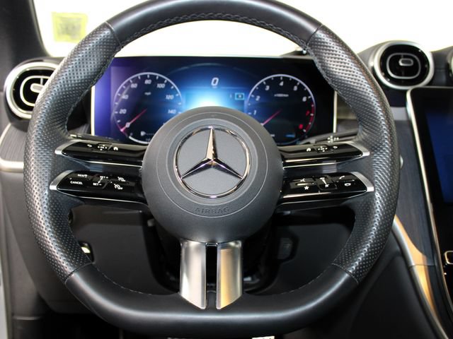 Used 2024 Mercedes-Benz GLC 300 4MATIC image 14