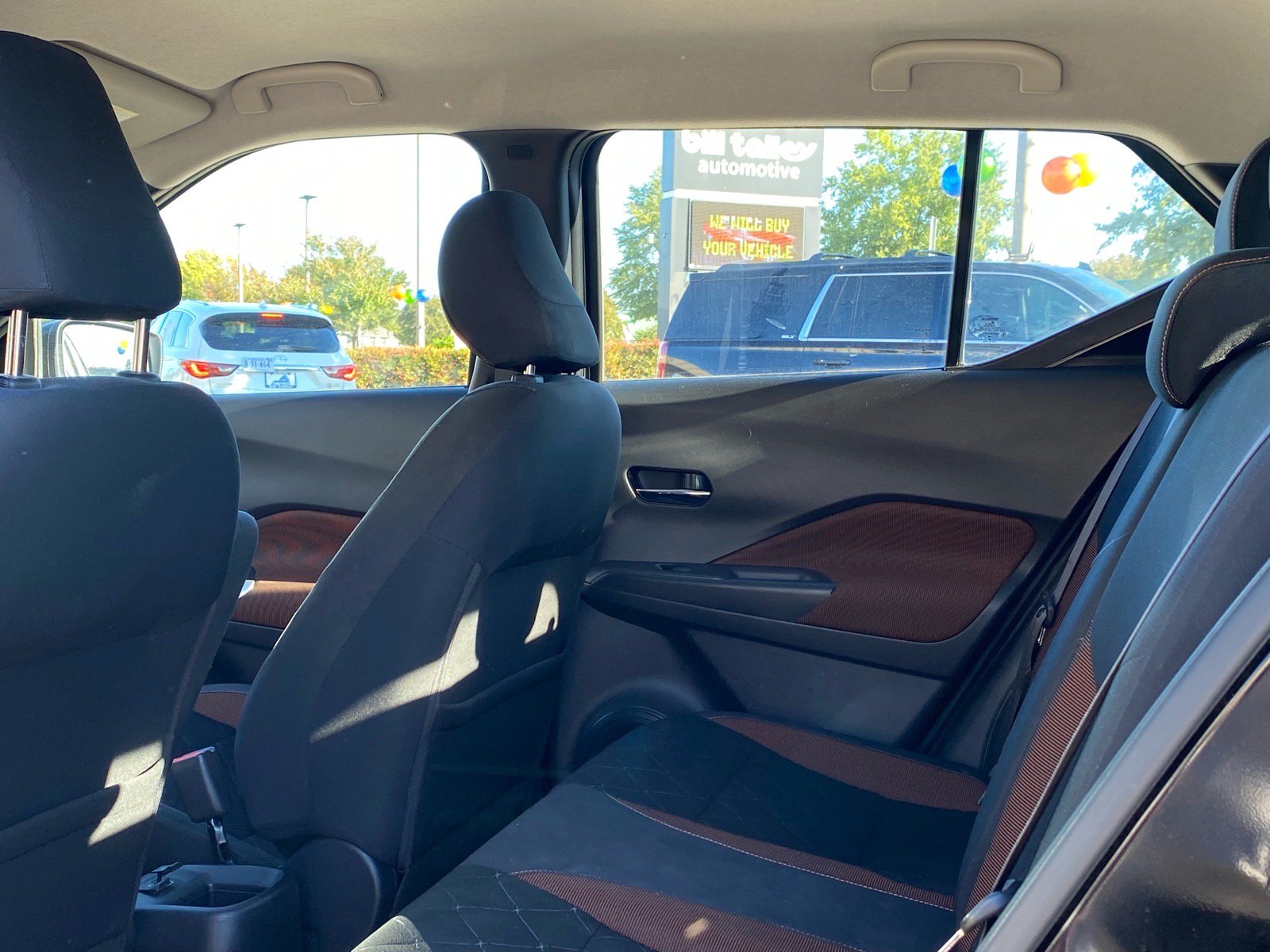 Used 2019 Nissan Kicks SR w/ Exterior Electronics Package FWD image 15