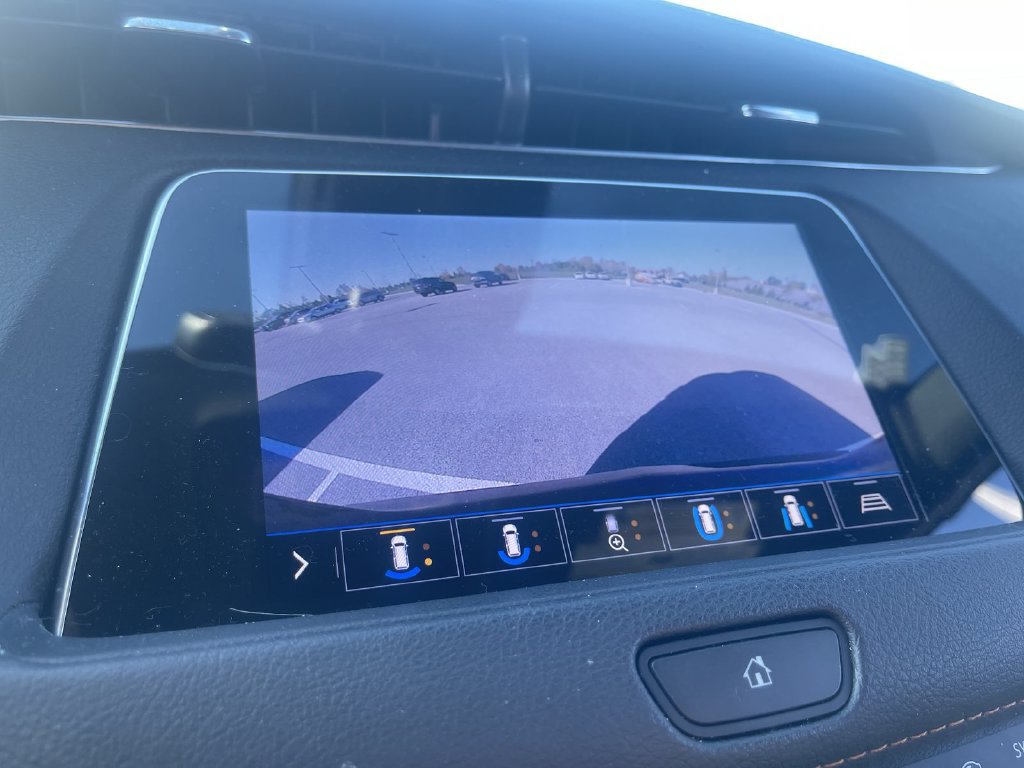 Used 2020 Cadillac XT4 Sport w/ Sun And Sound Package AWD/4WD image 22