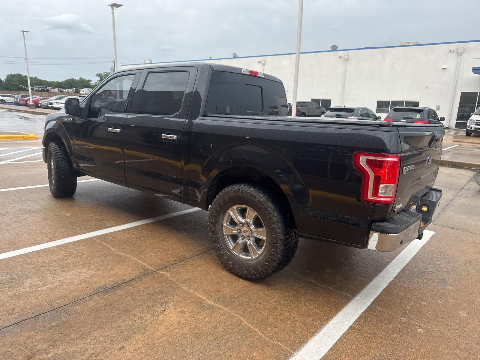Used 2015 Ford F150 XLT w/ Equipment Group 302A Luxury RWD image 5