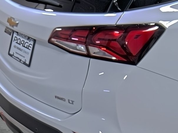 Used 2024 Chevrolet Equinox LT AWD/4WD image 13