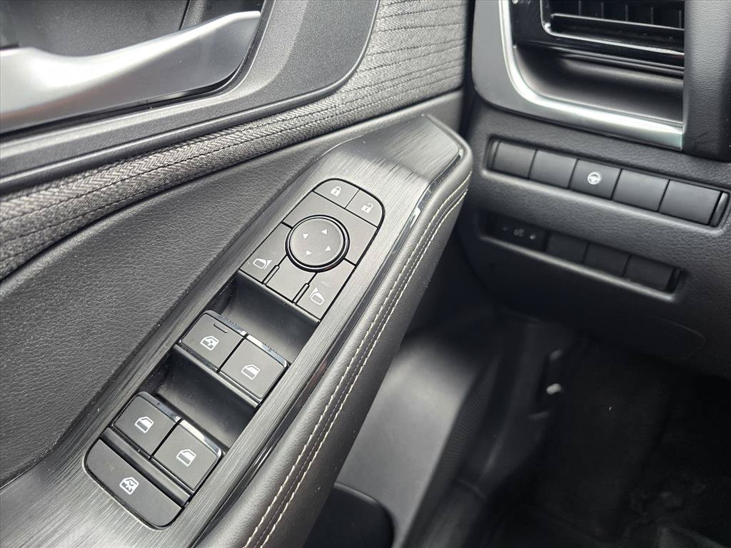 Used 2021 Nissan Rogue SV FWD image 22