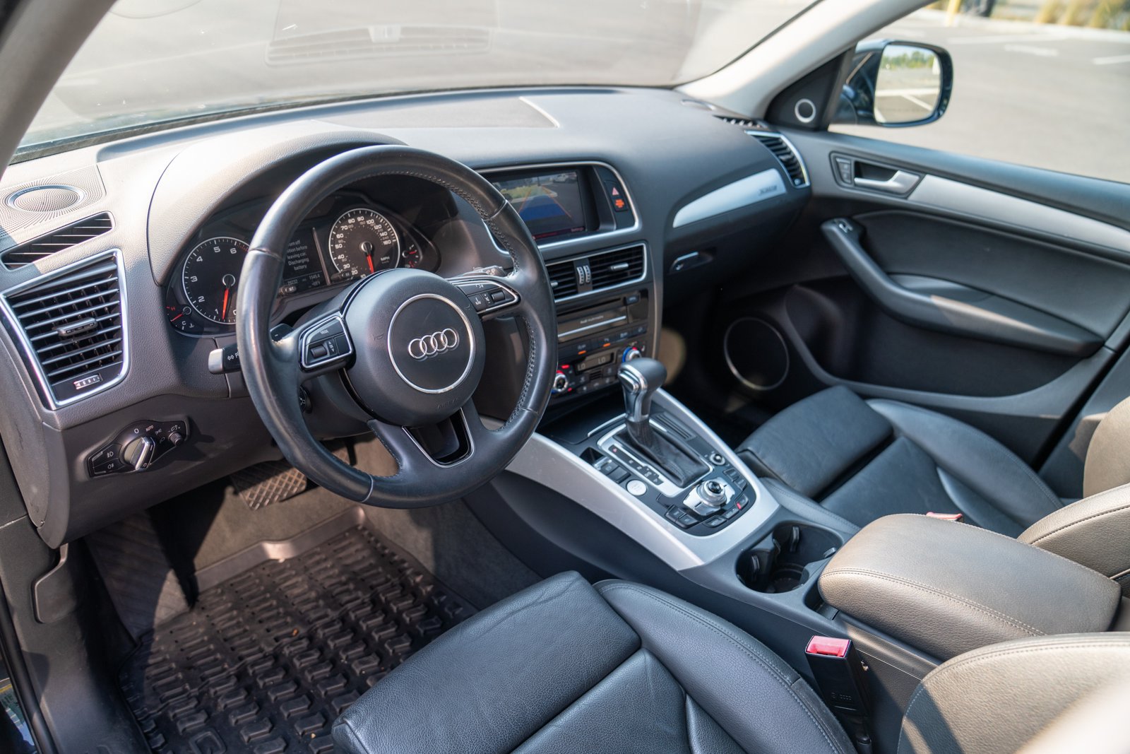 Used 2013 Audi Q5 3.0T Premium Plus w/ Audi MMI Navigation Plus Pkg AWD/4WD image 4