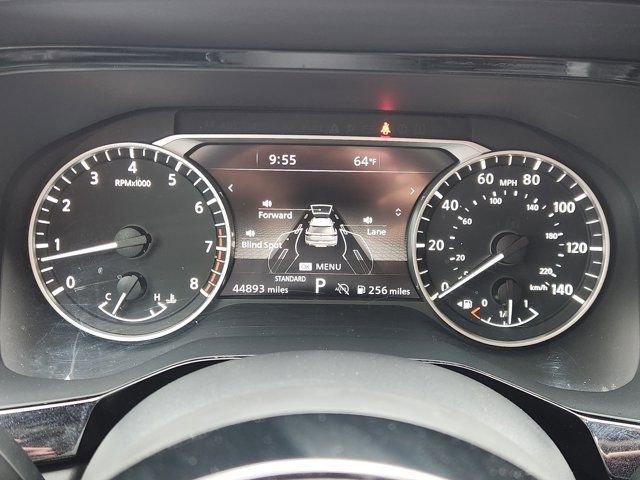 Used 2024 Nissan Pathfinder SL w/ Cargo Package image 7