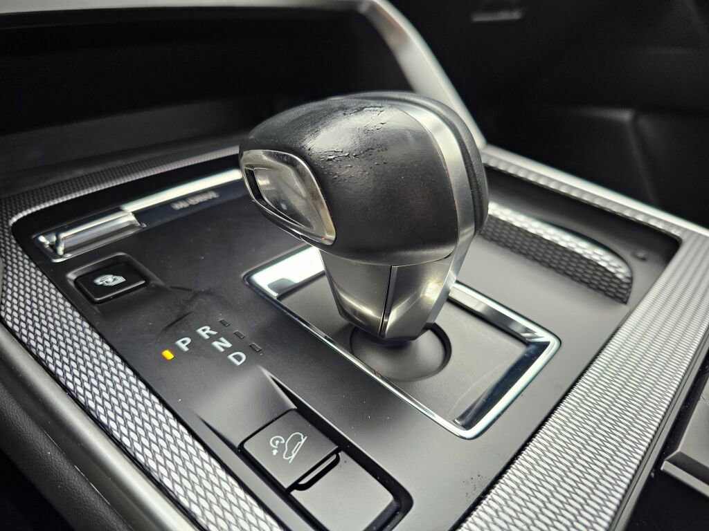 Certified 2024 MAZDA CX-90 Plug-In Hybrid w/ Preferred image 45