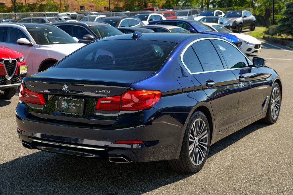 Used 2018 BMW 540i xDrive image 7