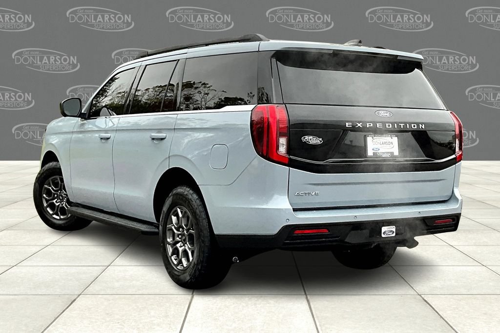 Certified 2025 Ford Expedition Active AWD/4WD image 3