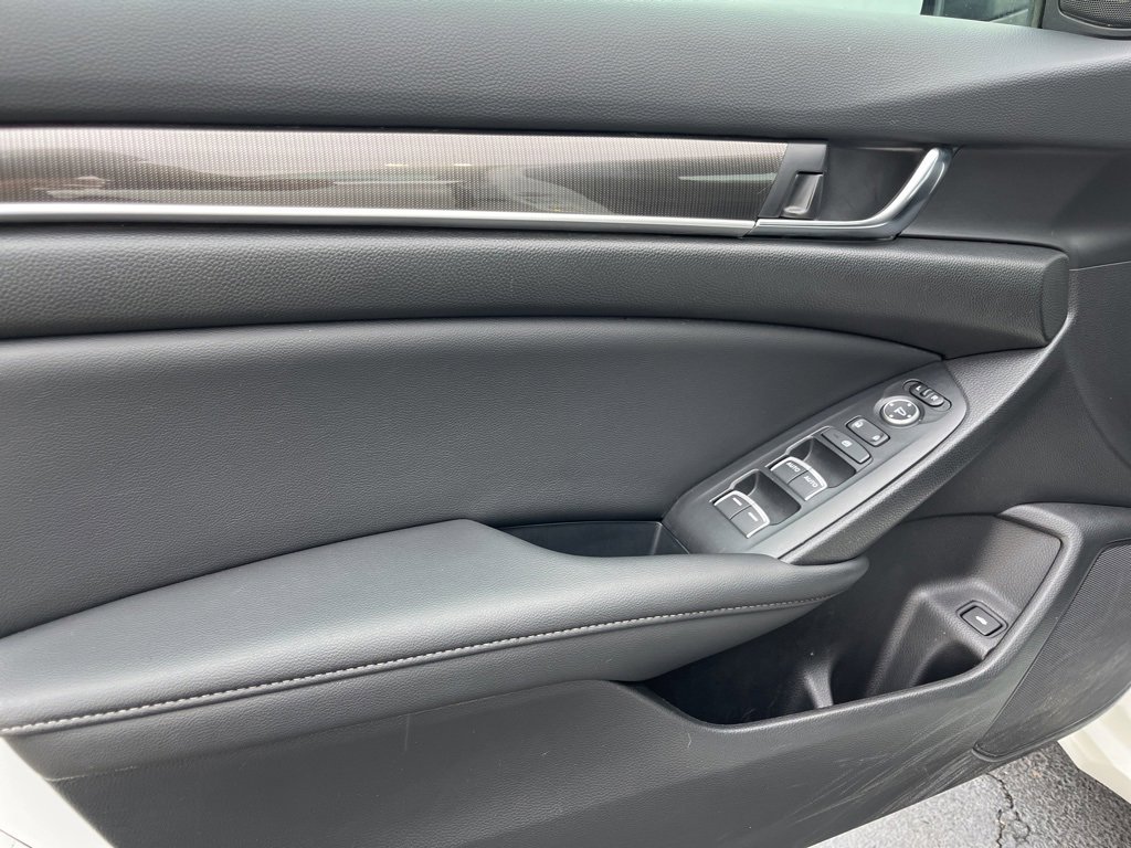 Used 2022 Honda Accord Sport image 45