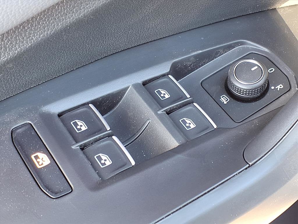 New 2026 Volkswagen Jetta SEL FWD image 8