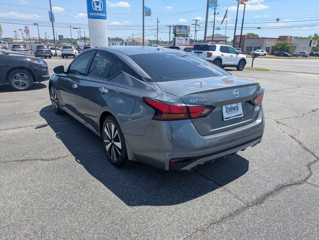 Used 2019 Nissan Altima 2.5 SV image 5