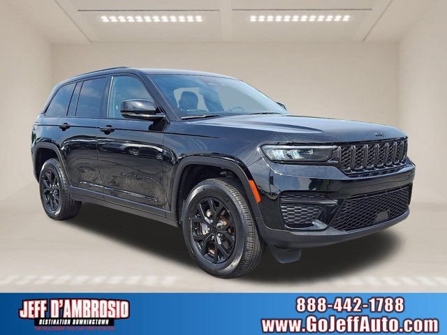 Used 2024 Jeep Grand Cherokee Altitude