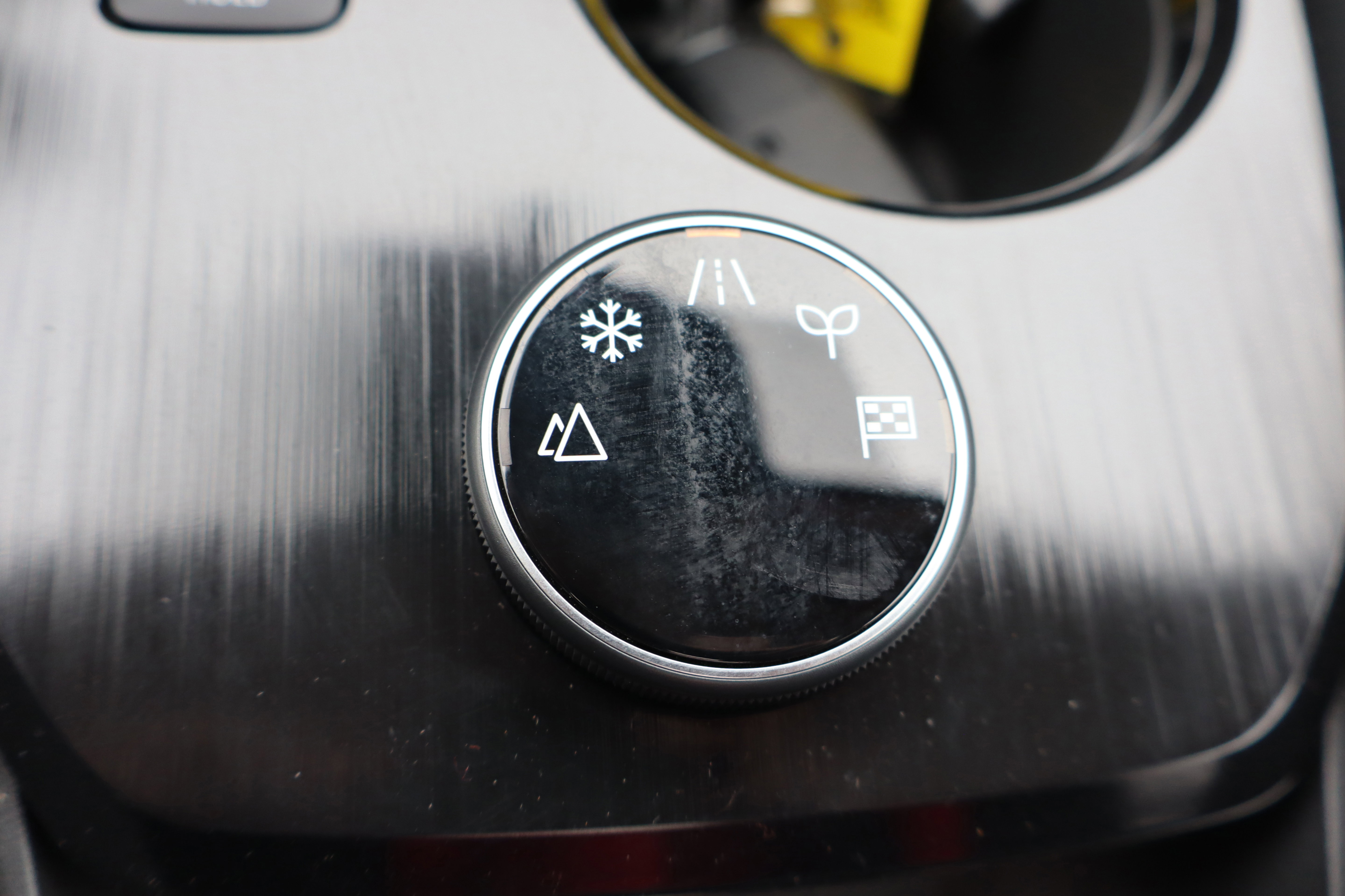 Used 2023 Nissan Rogue SL image 26