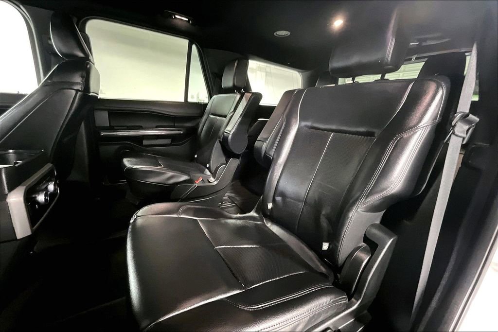 Used 2021 Ford Expedition XLT image 35