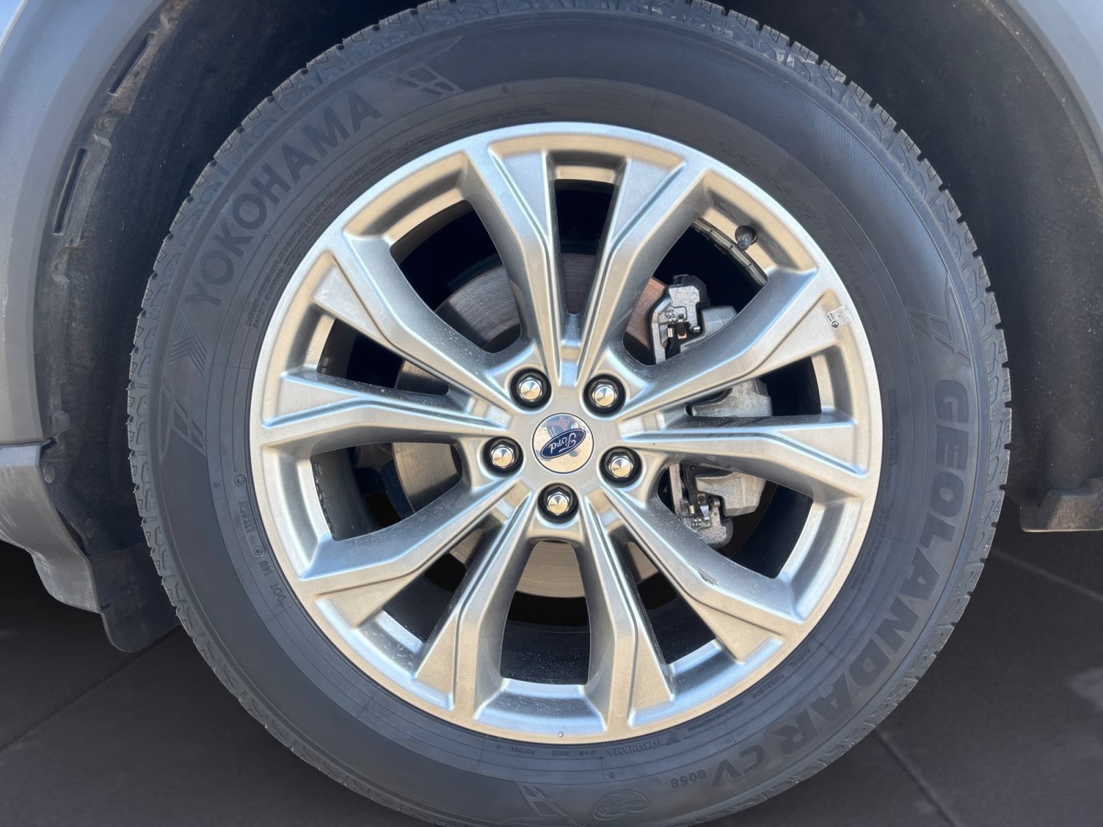 Used 2023 Ford Explorer Limited w/ Equipment Group 301A RWD image 12