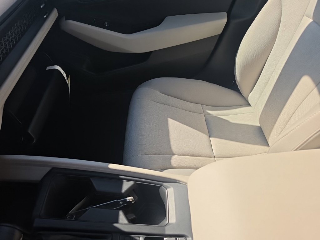 Certified 2025 Honda Accord SE image 22