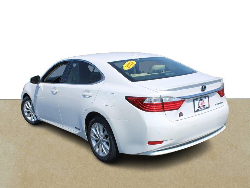 Used 2015 Lexus ES 300h w/ Navigation System Package FWD image 6