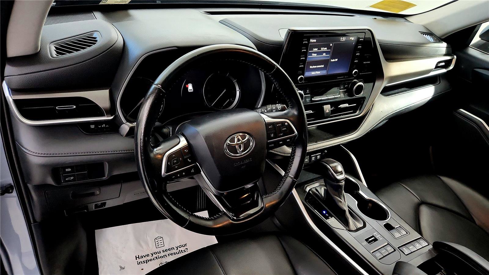 Certified 2021 Toyota Highlander XLE image 34