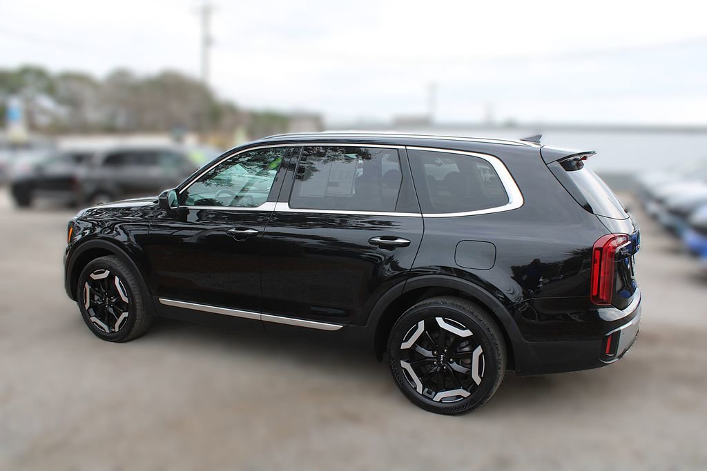 Used 2023 Kia Telluride S w/ S Sunroof Package image 13