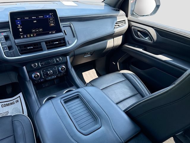 Used 2021 GMC Yukon SLT w/ SLT Luxury Package AWD/4WD image 30
