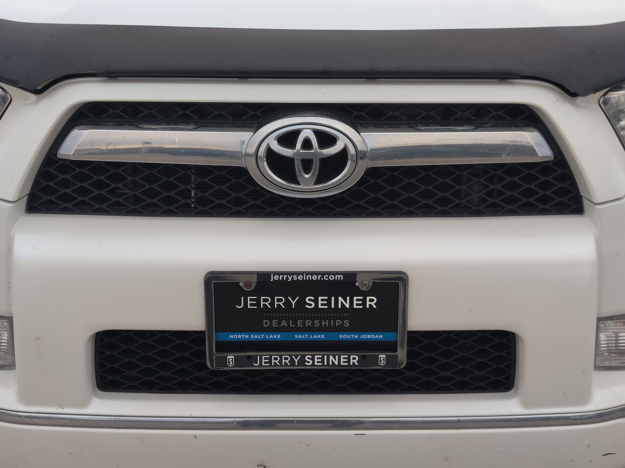 Used 2010 Toyota 4Runner SR5 image 9