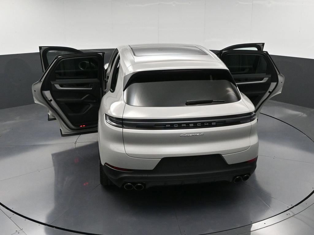 New 2026 Porsche Cayenne S image 35