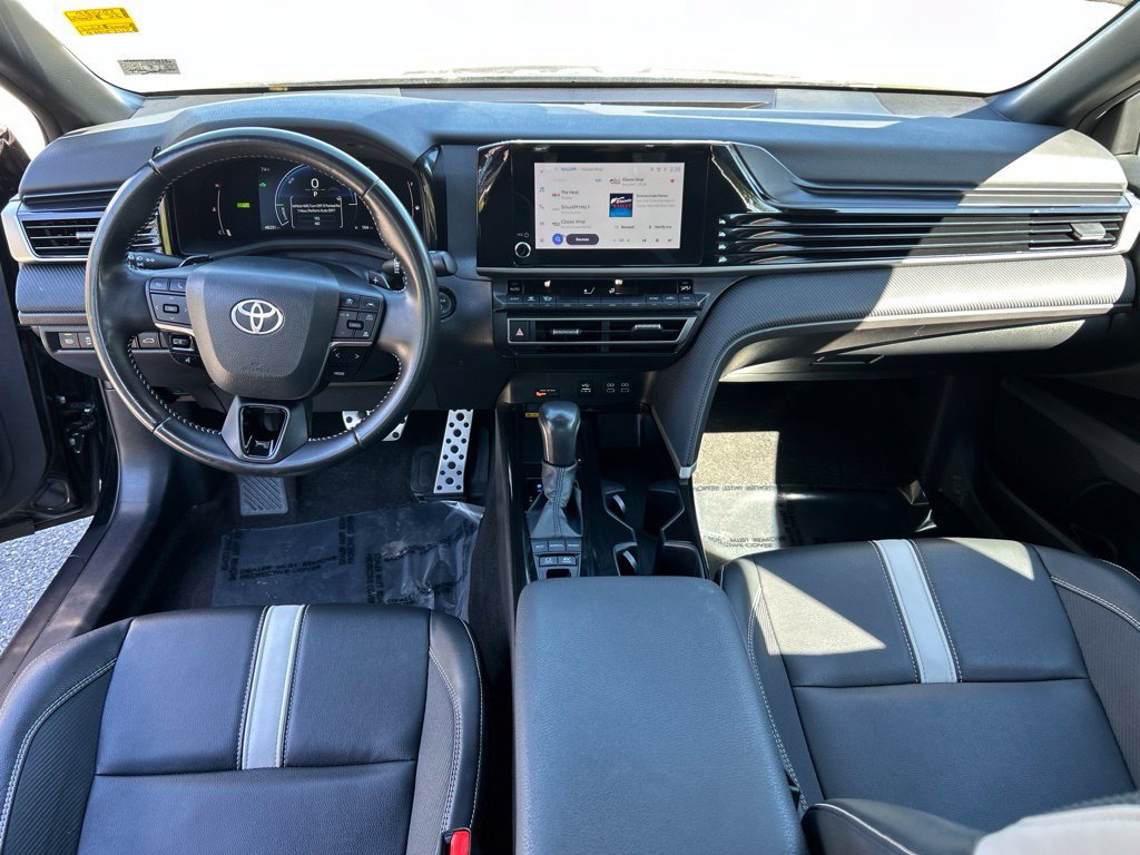 Certified 2025 Toyota Camry SE FWD image 12