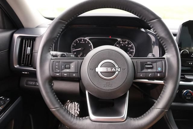 Certified 2025 Nissan Pathfinder SL AWD/4WD image 12