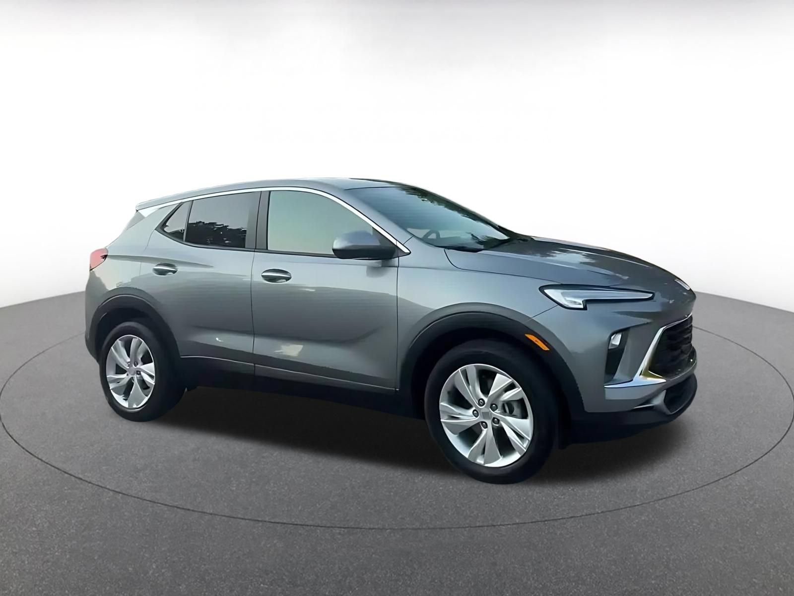 Used 2026 Buick Encore GX Preferred FWD image 2