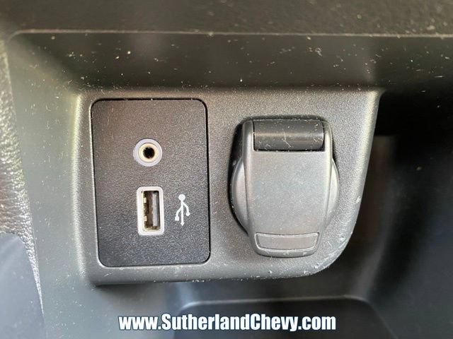 Used 2021 Nissan Versa SV FWD image 27
