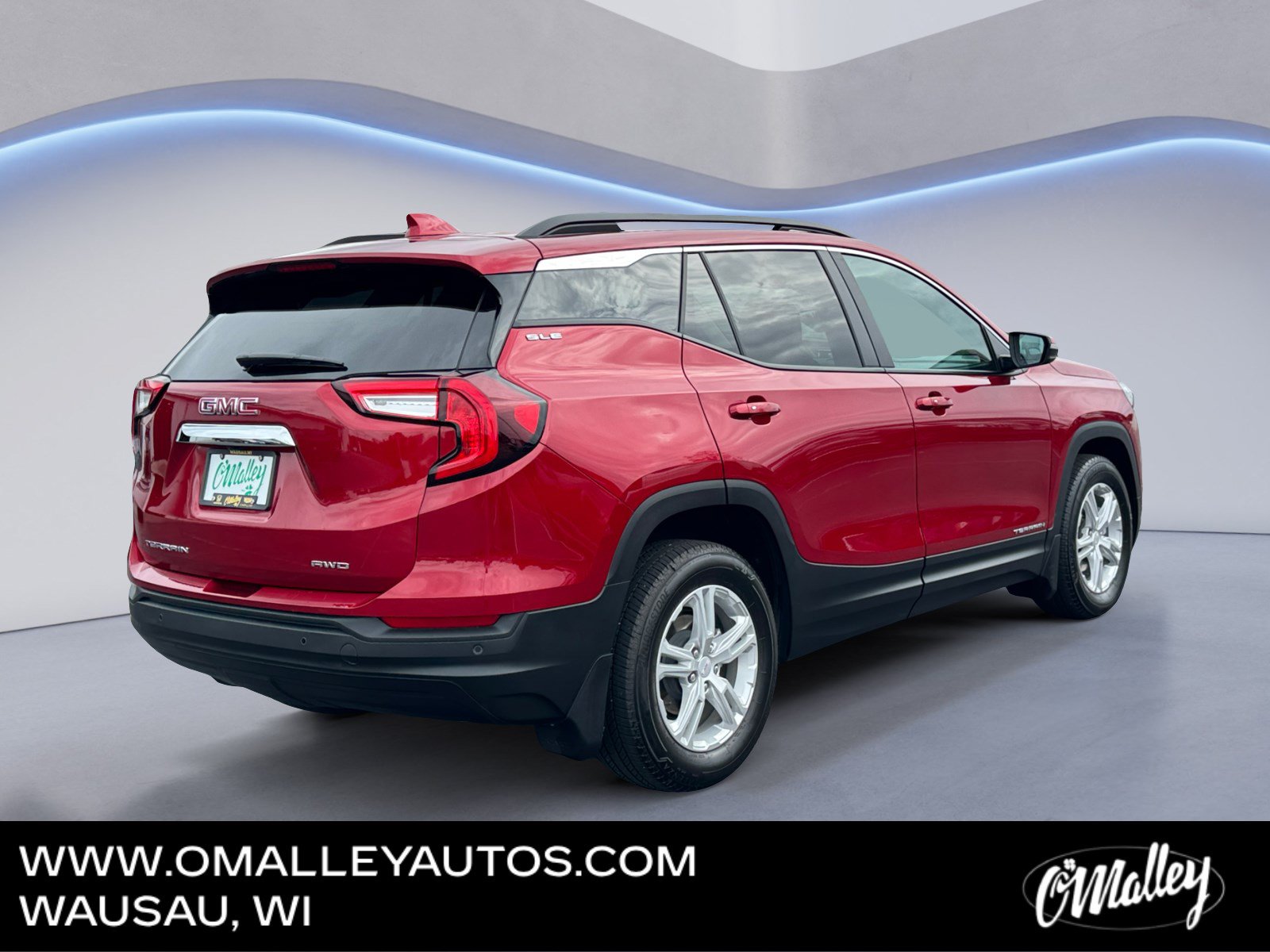 Used 2024 GMC Terrain SLE w/ Driver Convenience Package AWD/4WD image 5